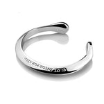 925 silver Card Series Edge bracelet by Yeha Maison, featuring sleek silver jewelry with unique edge design.
