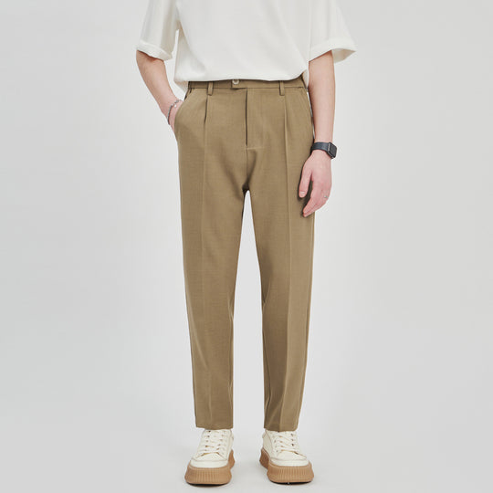 Men's pleated straight-leg suit trousers by Yeha Maison, tailored pants with a classic fit and formal pleats.