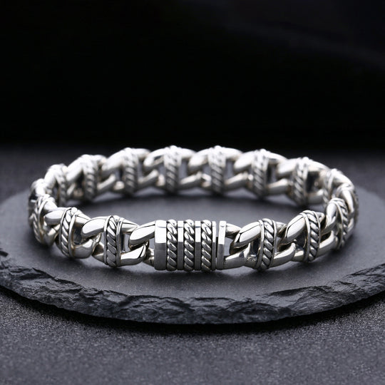 Sterling silver thick curb chain bracelet with bold links, jewelry piece from Yeha Maison.