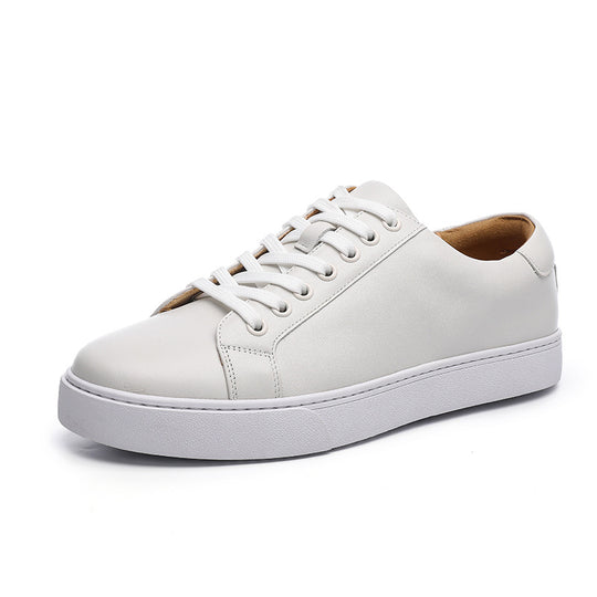 Men's genuine leather low-top sneaker by Yeha Maison, featuring a sleek black design and casual lace-up style.